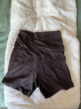 Offline by Awrie High-Waist Women's Active Biker Shorts — Brown